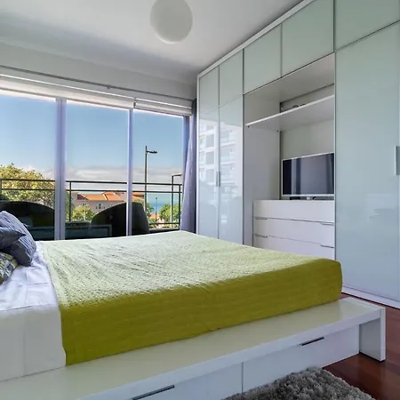 Monumental With Pool By Hr Madeira *