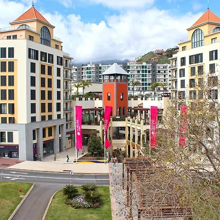 Apartman Monumental With Pool By Hr Madeira Funchal