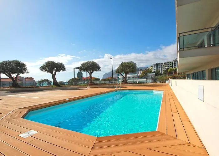 Monumental Residence Apartment With Pool By Hr Madeira Funchal (Madeira)